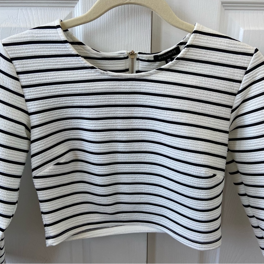 Dynamite striped 3/4 sleeve cropped top - Picture 3 of 5